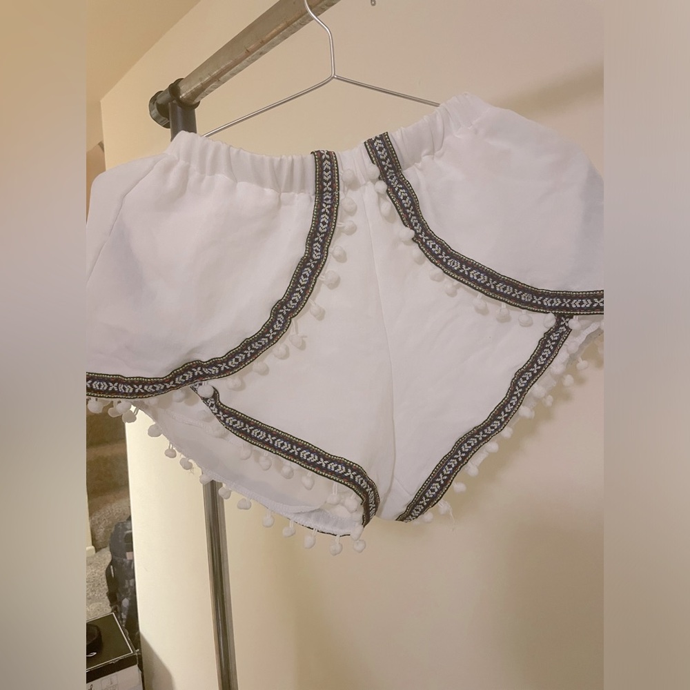 Boho shorts never worn